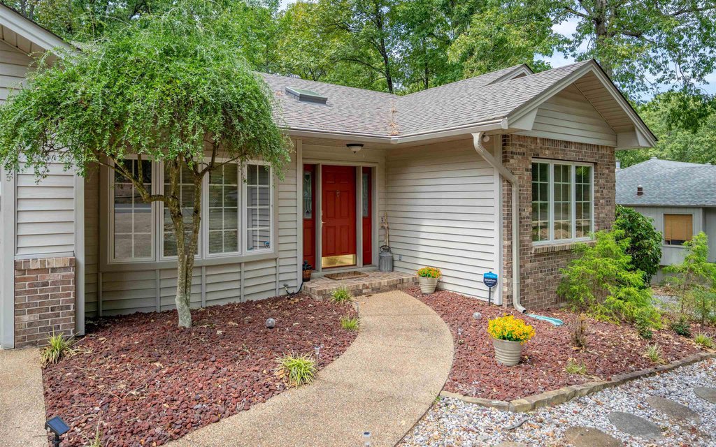 42 Murcia Way, Hot Springs Village AR 71909 Home for Sale